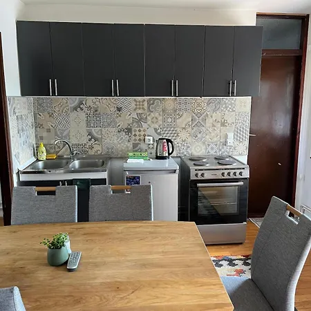 Vacation Spot In In A Calmest Spacious Area Apartment