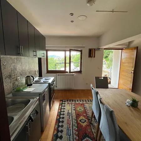 Vacation Spot In In A Calmest Spacious Area *