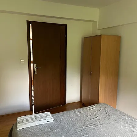 Apartment Vacation Spot In In A Calmest Spacious Area